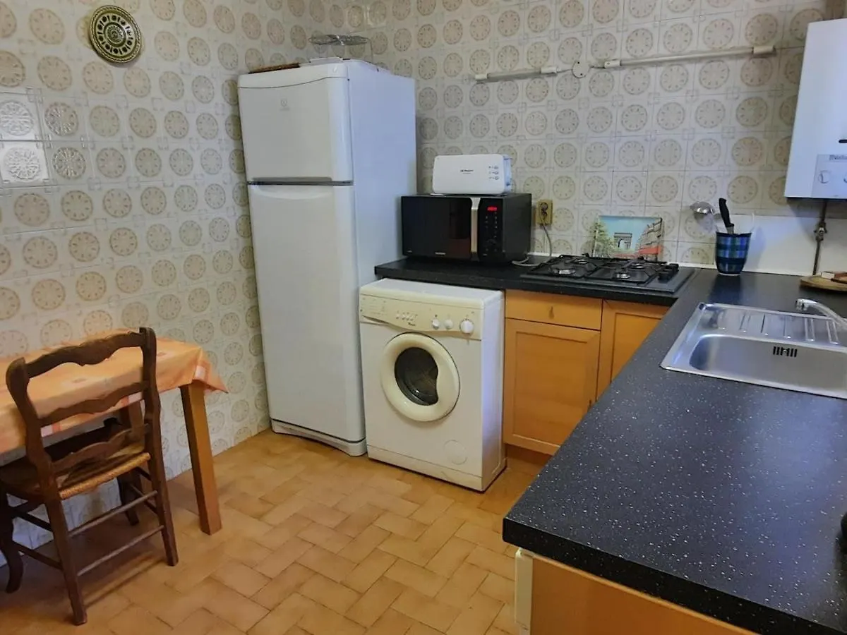 Apartamento Amplio En Cap Ras Con Piscina Y Terraza - 4 Hab, Admite Mascotas, Cerca De La Playa - Es-170-18 Llança